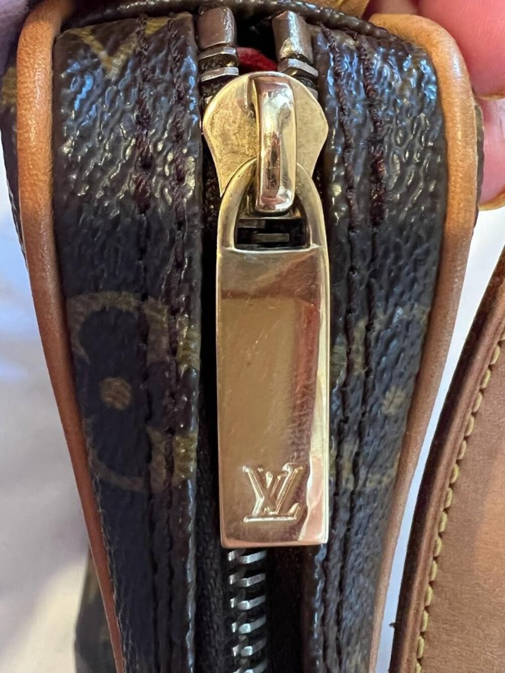 Louis Vuitton Monogram Croissant PM Shoulder bag - Picture 8 of 16